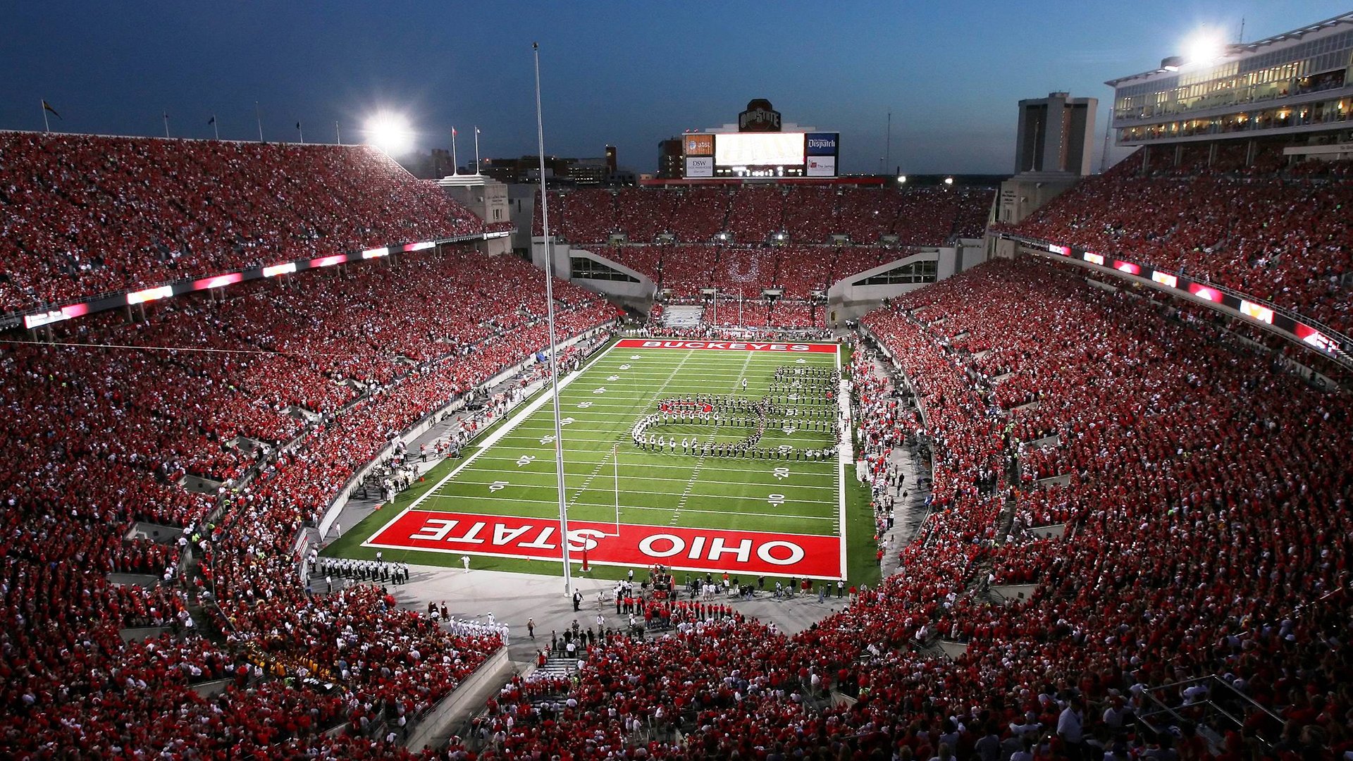 福特：随着比赛经验的积累，逐渐成全黑队必不可少的球员，福特黑武士汽车图片